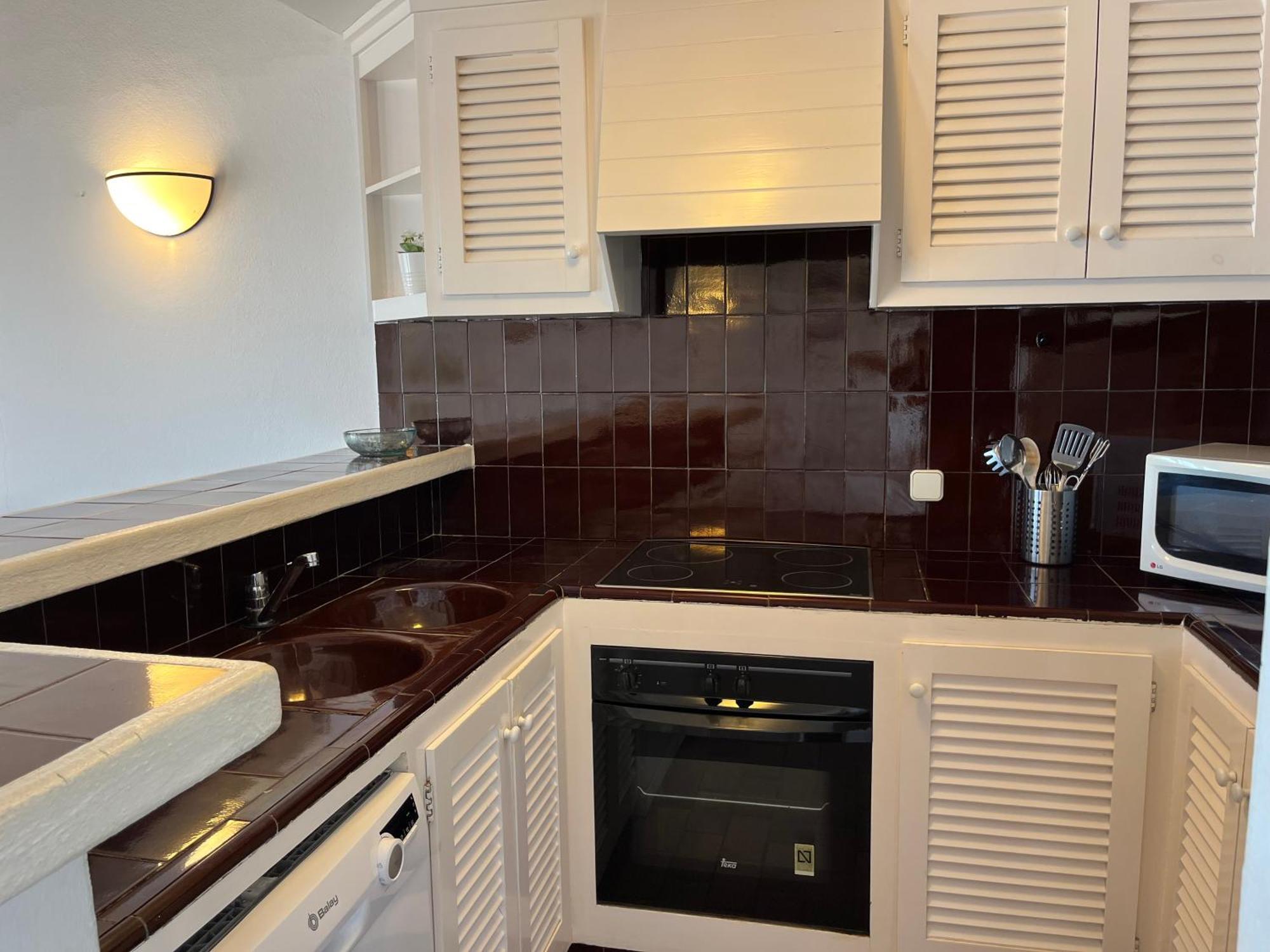 Es Castell 2 7 By Som Menorca Appartement Fornells  Buitenkant foto